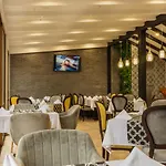 Vemara Boutique Hotel-free Parking Hotell 3*