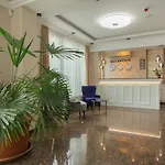 Vemara Boutique Hotel-free Parking Hotell