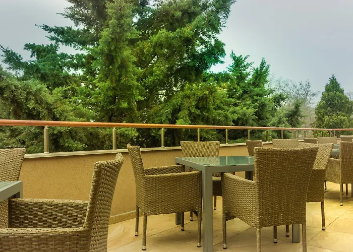 Vemara Boutique Hotel-free Parking Хотел Варна