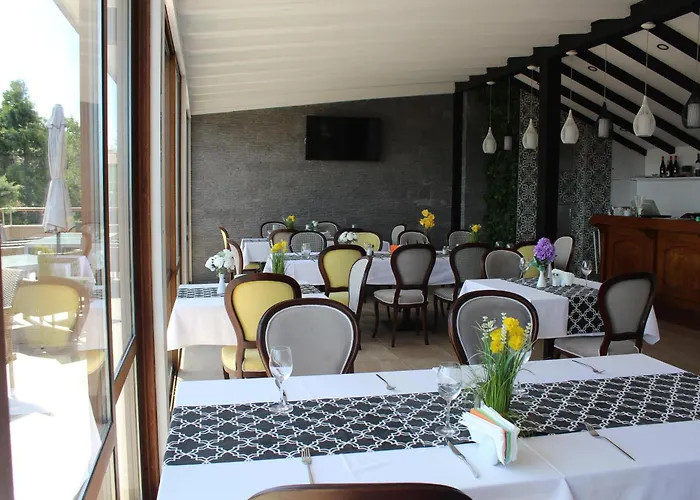 Хотел Vemara Boutique Hotel-free Parking