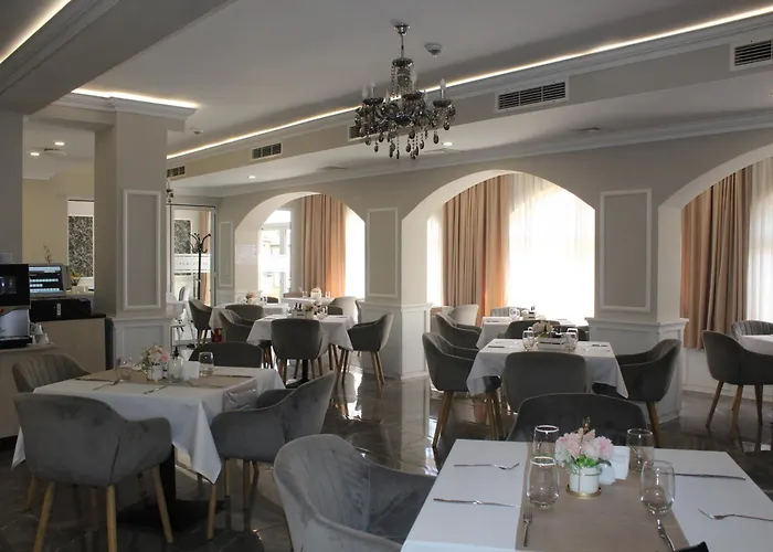 Hotel Vemara Boutique Hotel-free Parking 3*