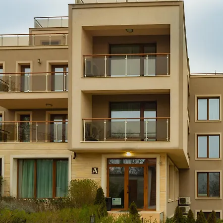 Хотел Vemara Boutique Hotel-free Parking Варна