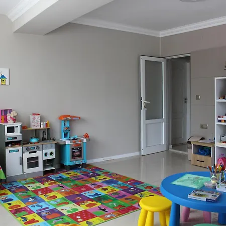 Vemara Boutique Hotel-free Parking Hotel 3*