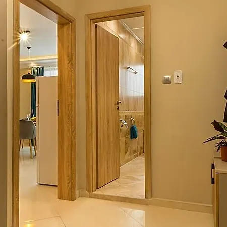 Vemara Boutique Hotel-free Parking Варна